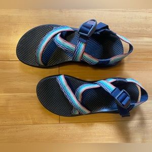 Women’s 7 Rainbow Chacos sandals